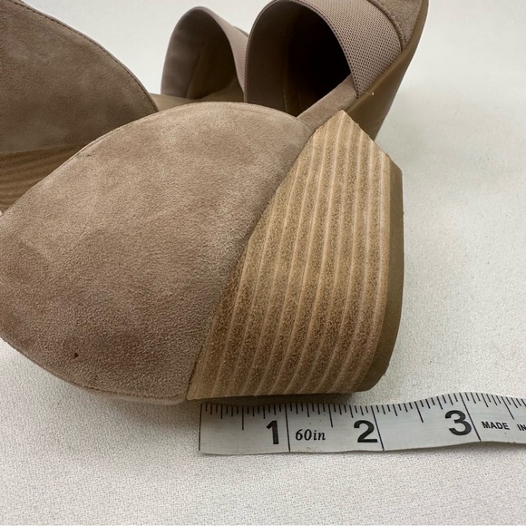 Elegant Tan Women's Wedge Shoes - Picture 15 of 15